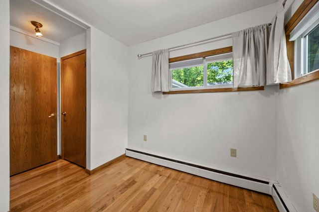 107 Hallam Avenue S, Mahtomedi, MN 55115
