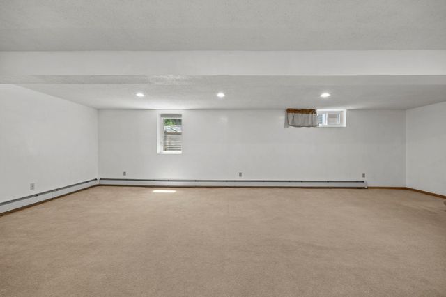 107 Hallam Avenue S, Mahtomedi, MN 55115