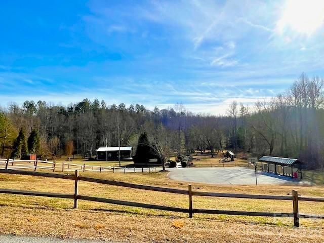 114 Woodstock Lane, Rutherfordton, NC 28139