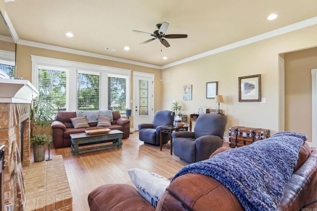 608 Cottage Lane, Benton, AR 72019