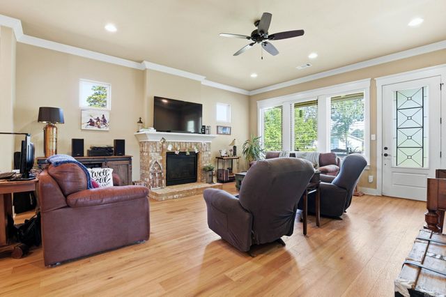608 Cottage Lane, Benton, AR 72019