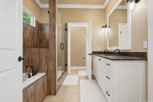 608 Cottage Lane, Benton, AR 72019