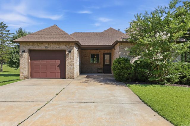 608 Cottage Lane, Benton, AR 72019