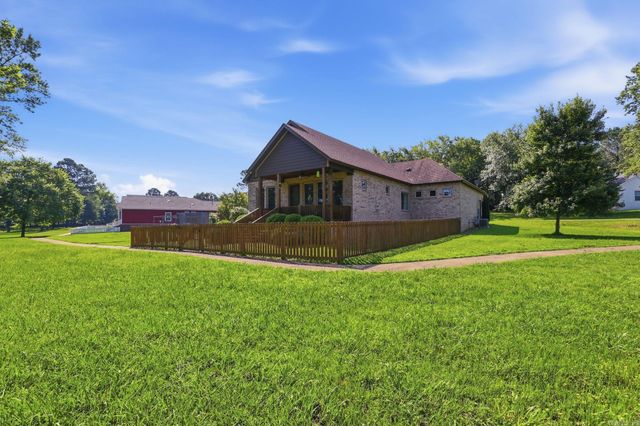 608 Cottage Lane, Benton, AR 72019
