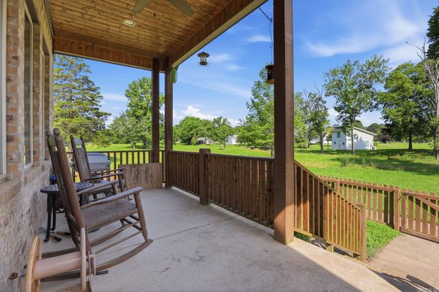 608 Cottage Lane, Benton, AR 72019