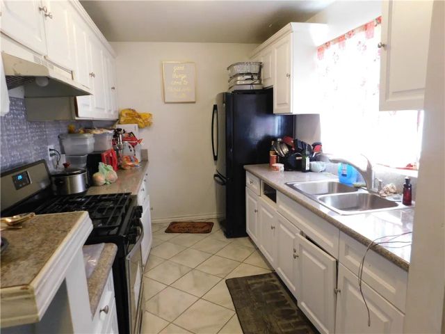 1000 N Mountain View, San Bernardino, CA 92410