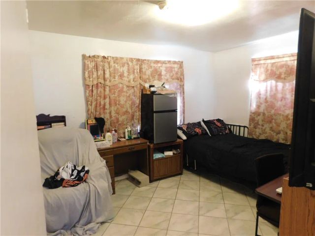 1000 N Mountain View, San Bernardino, CA 92410