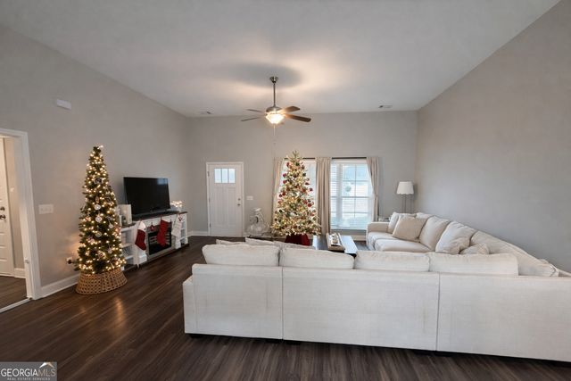 111 Old Auburn Lane, Brooklet, GA 30415