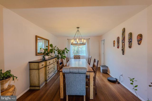 7 STRATHMORE DR, Cherry Hill, NJ 08003