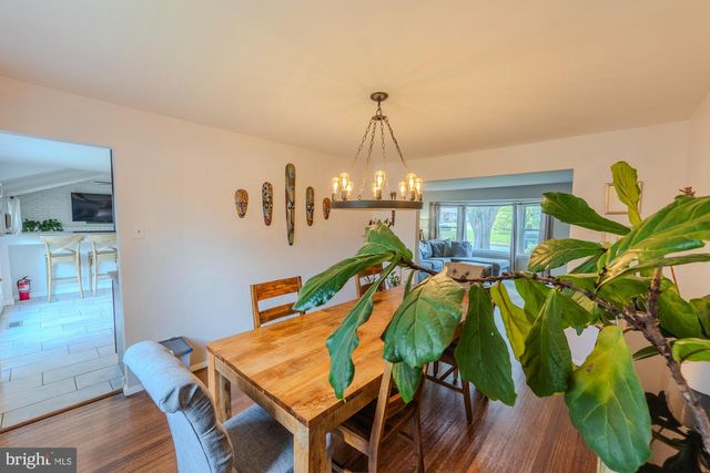 7 STRATHMORE DR, Cherry Hill, NJ 08003