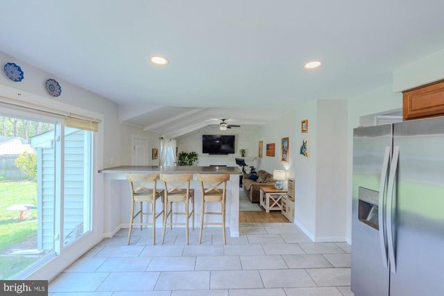 7 STRATHMORE DR, Cherry Hill, NJ 08003