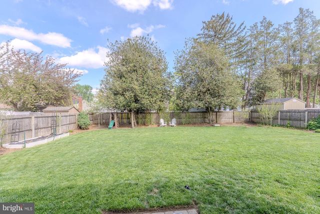 7 STRATHMORE DR, Cherry Hill, NJ 08003