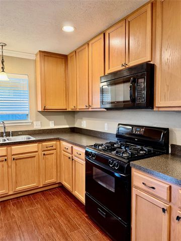 16010 Limestone Lake Drive, Tomball, TX 77377