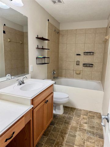 16010 Limestone Lake Drive, Tomball, TX 77377