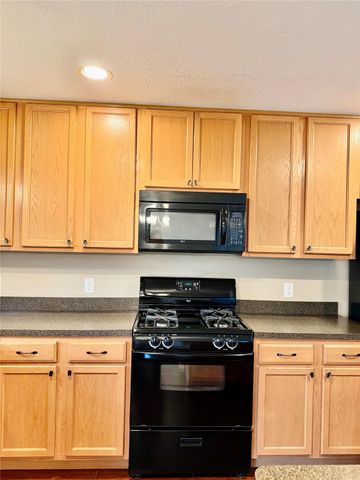 16010 Limestone Lake Drive, Tomball, TX 77377
