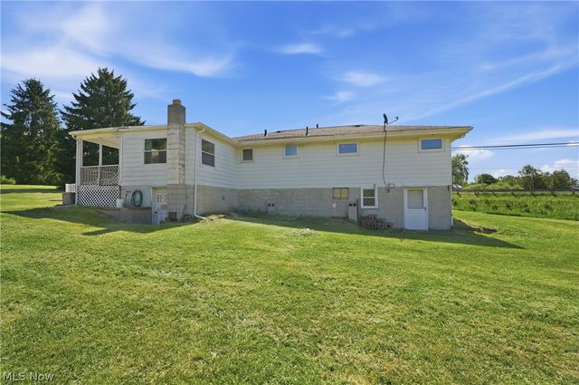 8733 State Route 44, Ravenna, OH 44266