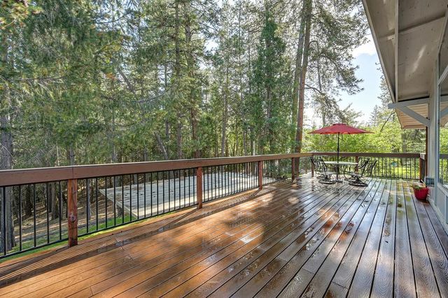26270 Green Acres Rd, Colfax, CA 95713