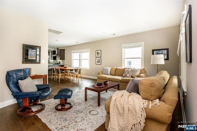 11 Central Avenue, Montclair, NJ 07042