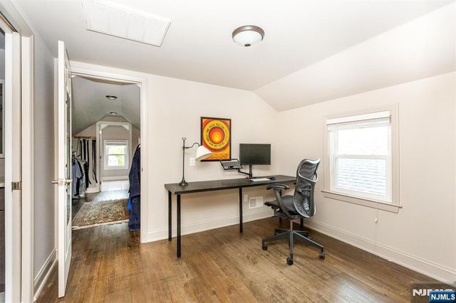 11 Central Avenue, Montclair, NJ 07042