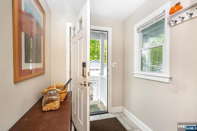 11 Central Avenue, Montclair, NJ 07042