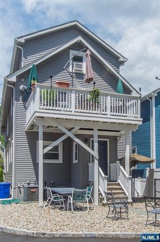 11 Central Avenue, Montclair, NJ 07042