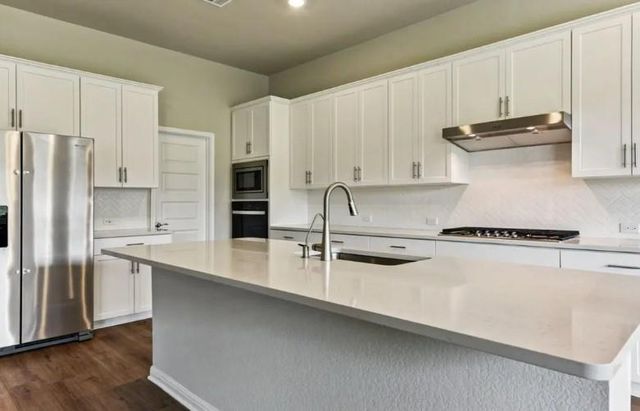 214 Cathedral Mountain DR, Dripping Springs, TX 78620