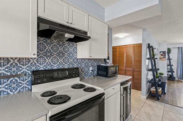 7400 SPRING HILL DRIVE 110, Spring Hill, FL 34606