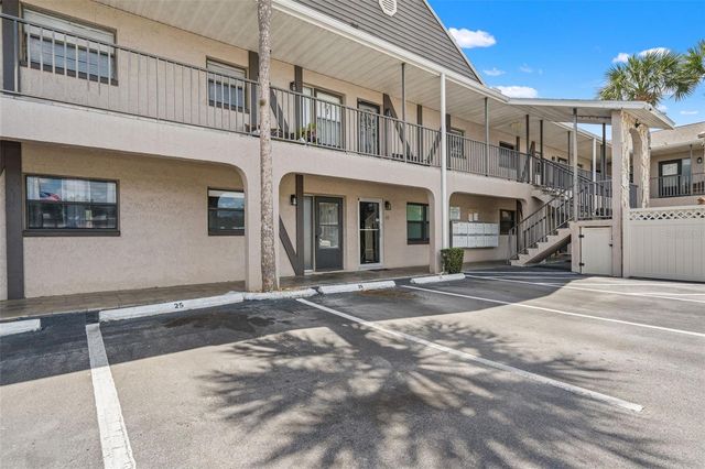 7400 SPRING HILL DRIVE 110, Spring Hill, FL 34606