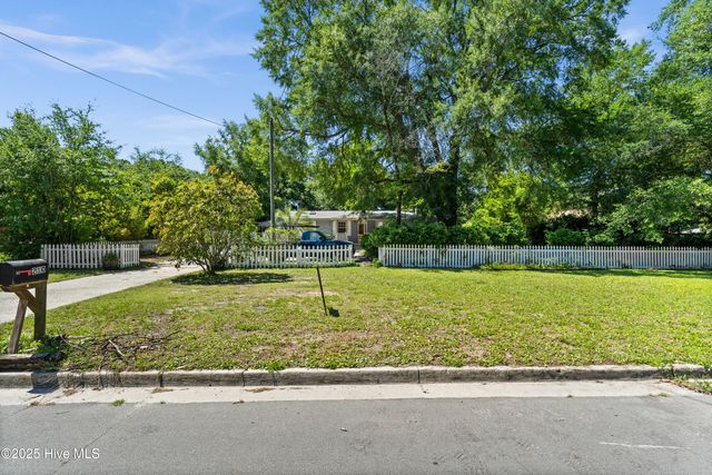 210 Rutledge Drive, Wilmington, NC 28412