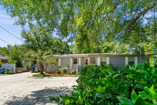 210 Rutledge Drive, Wilmington, NC 28412