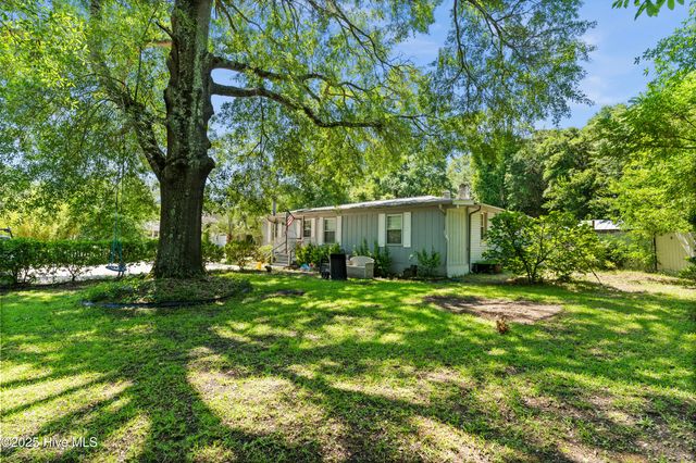 210 Rutledge Drive, Wilmington, NC 28412