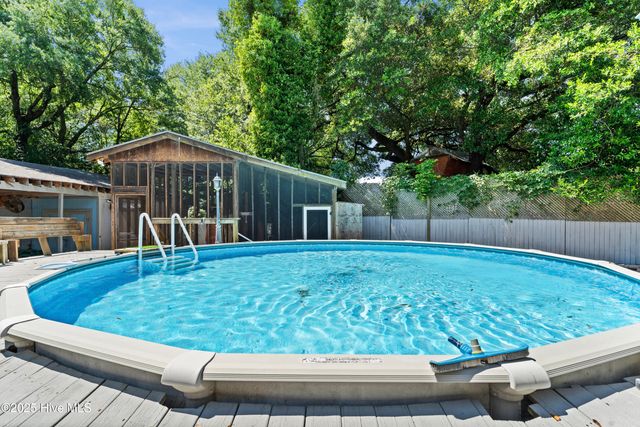210 Rutledge Drive, Wilmington, NC 28412