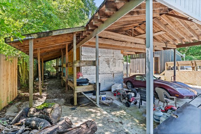 210 Rutledge Drive, Wilmington, NC 28412
