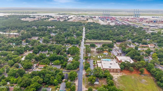 210 Rutledge Drive, Wilmington, NC 28412
