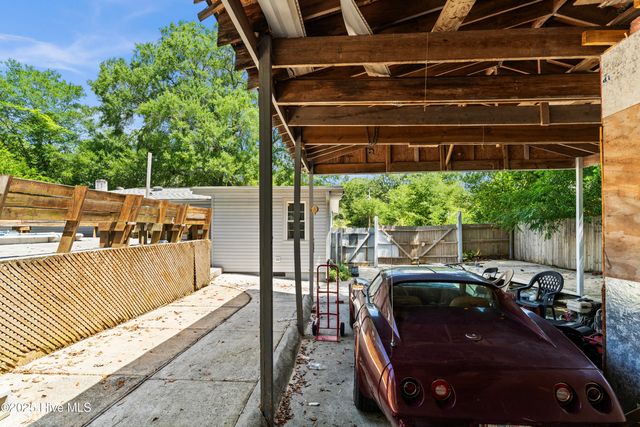 210 Rutledge Drive, Wilmington, NC 28412