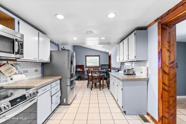 210 Rutledge Drive, Wilmington, NC 28412