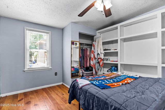 210 Rutledge Drive, Wilmington, NC 28412