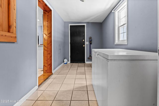 210 Rutledge Drive, Wilmington, NC 28412