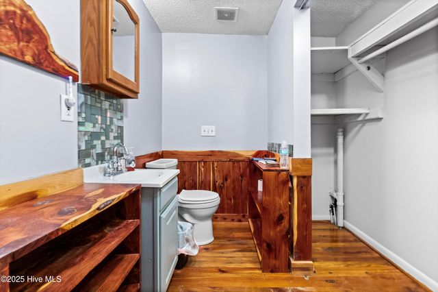 210 Rutledge Drive, Wilmington, NC 28412