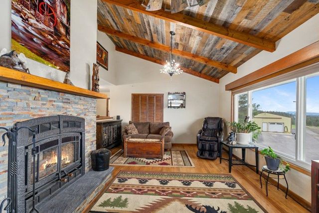16630 E Foothills Dr, Spokane, WA 99217