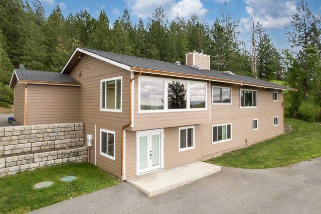 16630 E Foothills Dr, Spokane, WA 99217