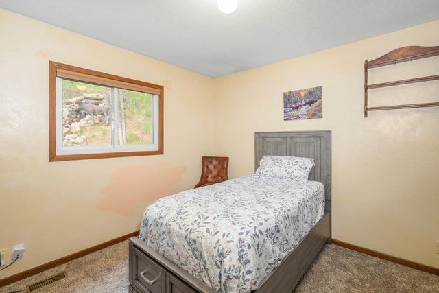 16630 E Foothills Dr, Spokane, WA 99217