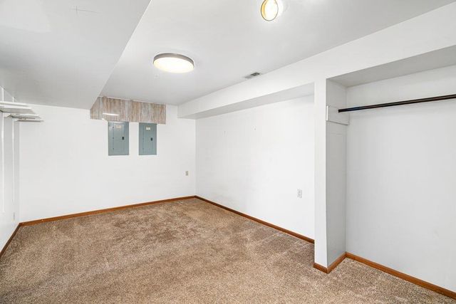16630 E Foothills Dr, Spokane, WA 99217