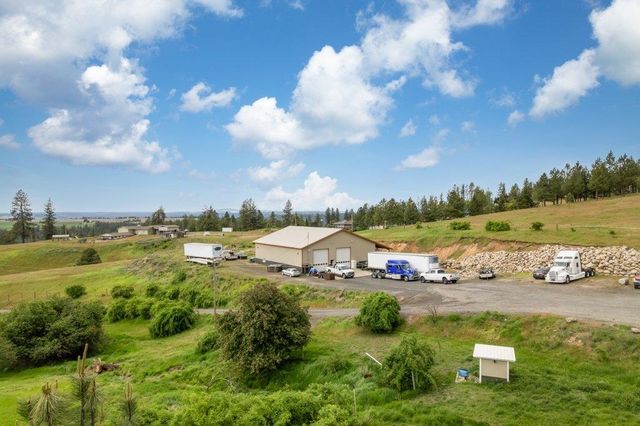 16630 E Foothills Dr, Spokane, WA 99217