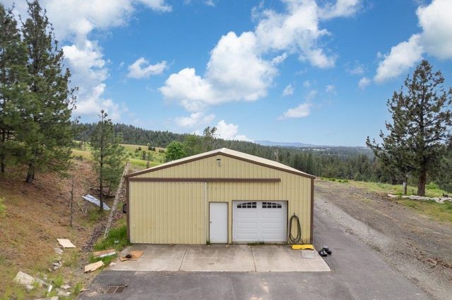 16630 E Foothills Dr, Spokane, WA 99217