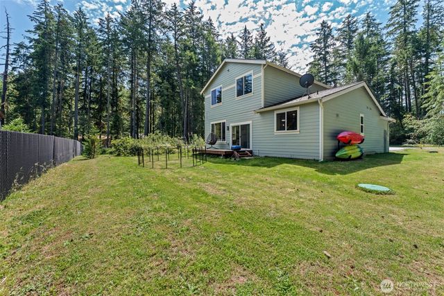 10912 118th Avenue Ct E, Anderson Island, WA 98303