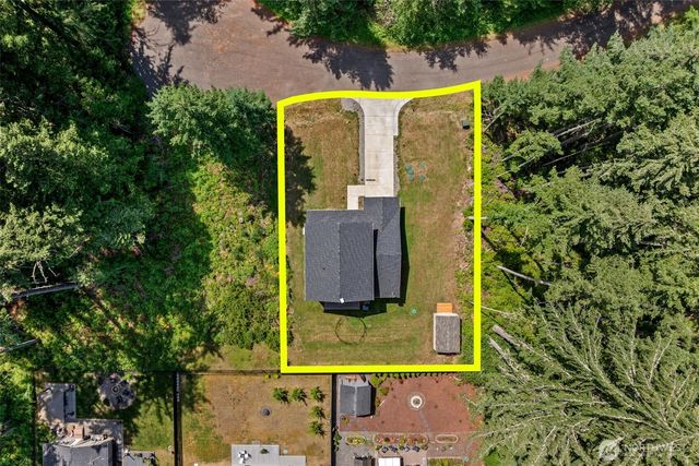10912 118th Avenue Ct E, Anderson Island, WA 98303