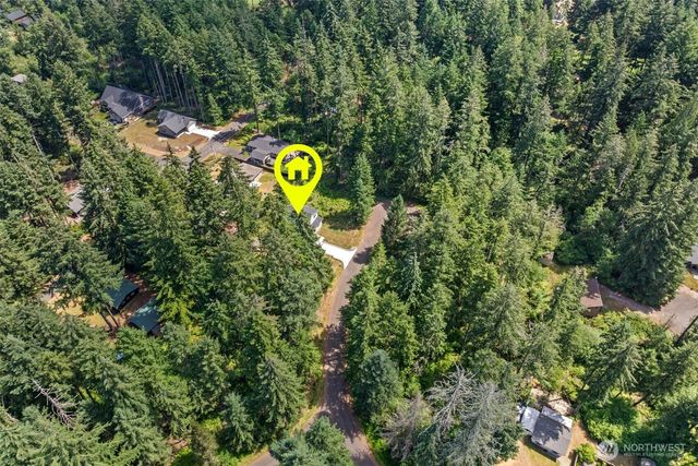 10912 118th Avenue Ct E, Anderson Island, WA 98303