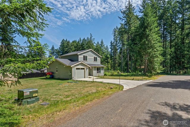 10912 118th Avenue Ct E, Anderson Island, WA 98303
