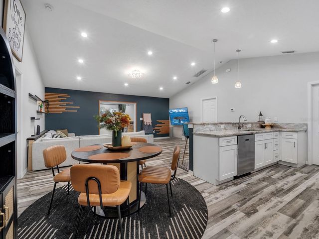 39930 SUNBURST DRIVE, Dade City, FL 33525